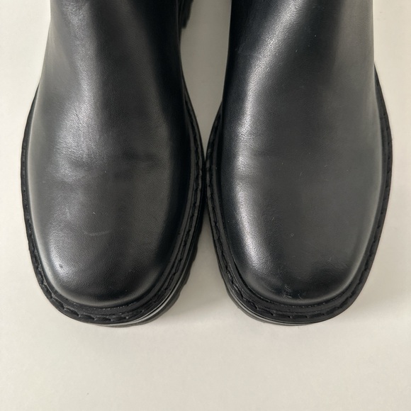 New Black Suede Studio Demi Calfskin Lug-Sole Chelsea Boots | Size: 8M - Picture 5 of 7